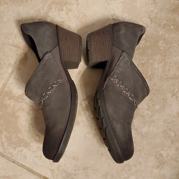 EARTH ORIGINS Gray SUEDE LEATHER step-in Comfort OPAL CLOG SHOOTIE 8.5 Wide New - Picture 2 of 5